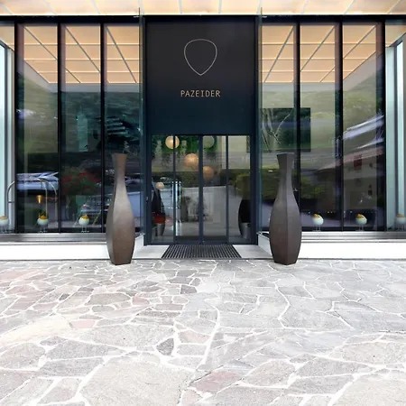 Hotel Bio & Wellnesshotel Pazeider - Healing Garden Above Meran 4*