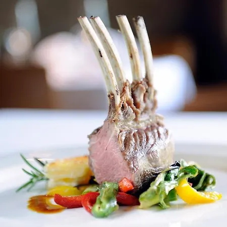 Bio & Wellnesshotel Pazeider - Healing Garden Above Meran 4*