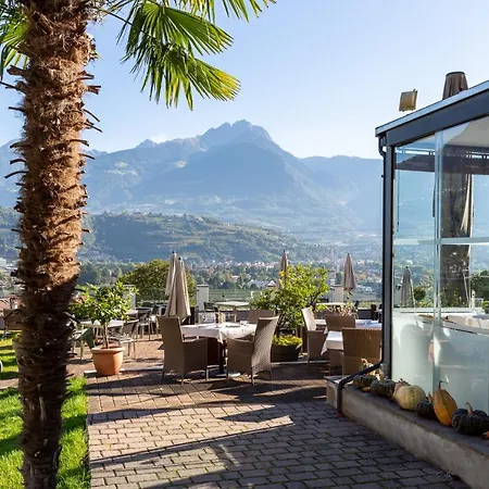 Bio & Wellnesshotel Pazeider - Healing Garden Above Meran Hotel 4*