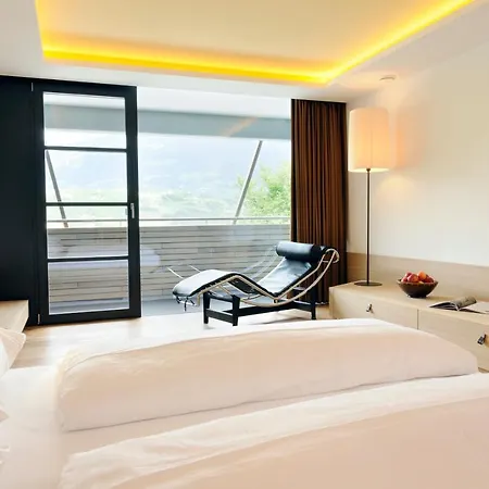 Bio & Wellnesshotel Pazeider - Healing Garden Above Meran Hotel Marlengo