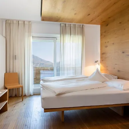 Bio & Wellnesshotel Pazeider - Healing Garden Above Meran Hotel Marlengo