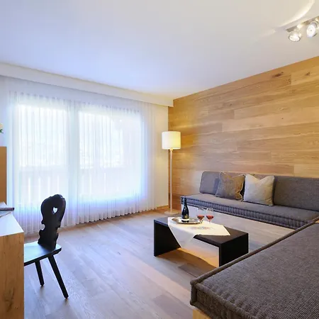 Hotel Bio & Wellnesshotel Pazeider - Healing Garden Above Meran 4*